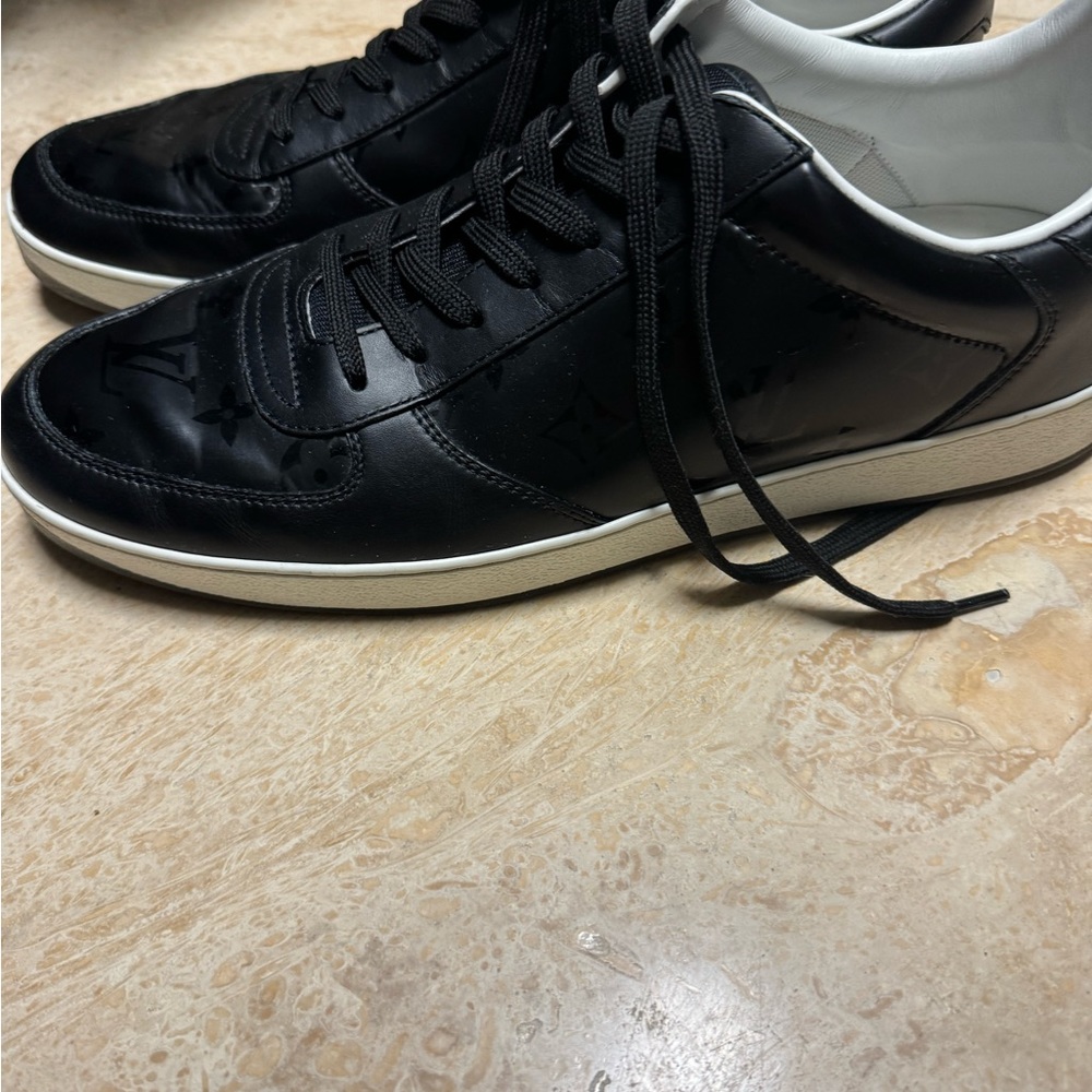 Louis Vuitton Black and White Sneakers - Picture 7 of 8